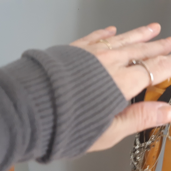 Guess sweater - Picture 5 of 5